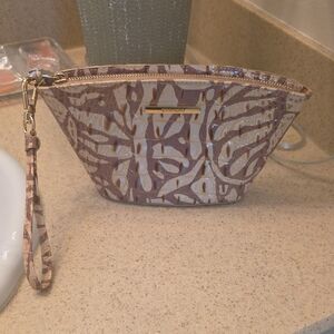 Brahmin Tan and Cream Patterned Wristlet
